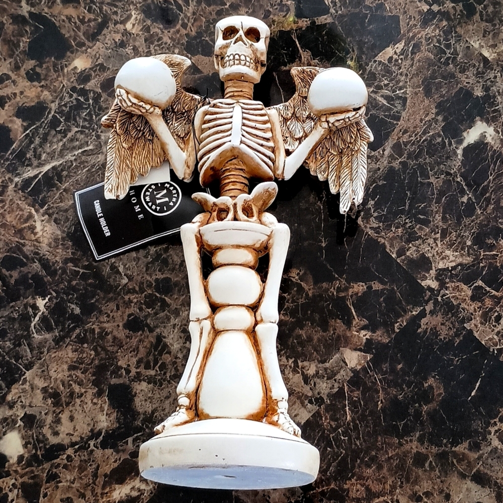 Skeleton taper holder